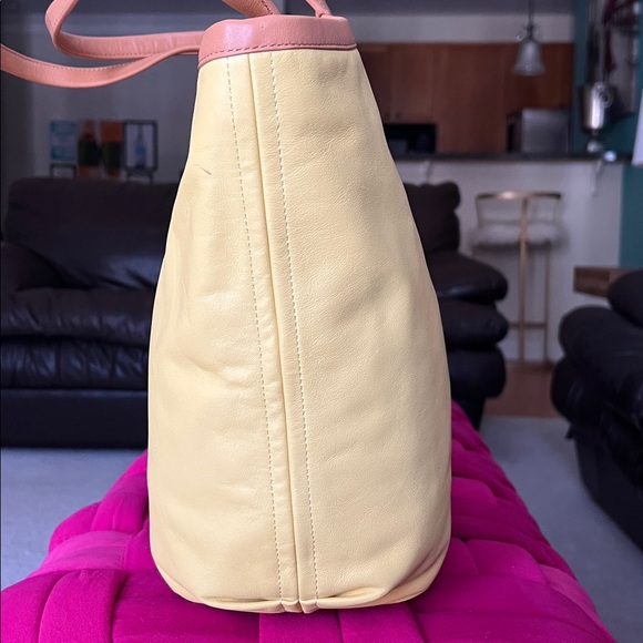 Coach Bea Tote-EUC - Picture 6 of 15